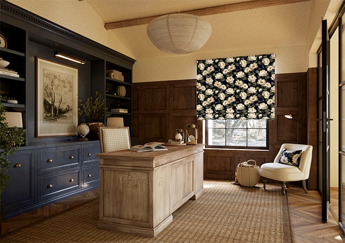 Henleys Vine, Hudds - Roman Blind - Image 6